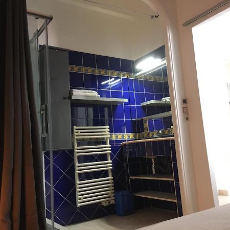 Pres De La Plage Ensoleille Apartment Жуан-Ле-Пин Екстериор снимка